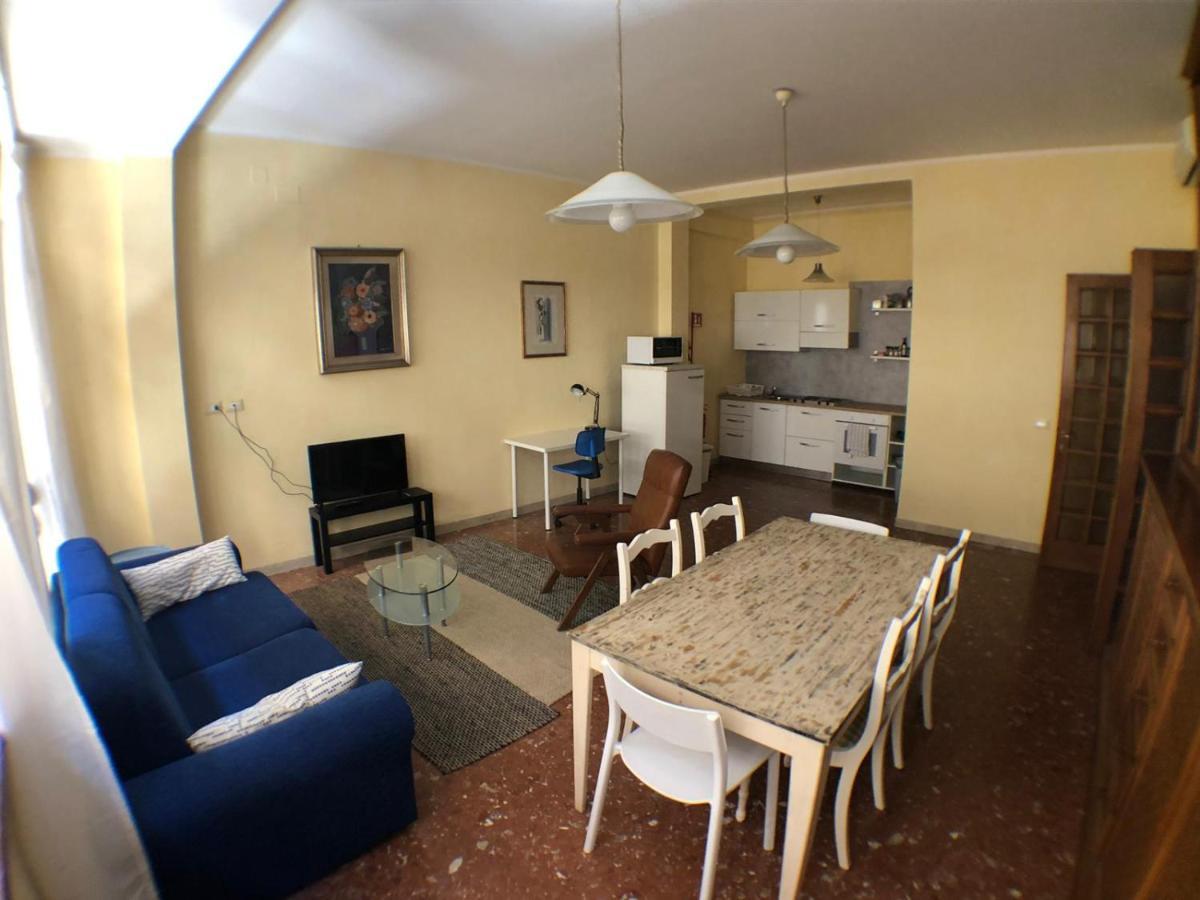 Ponte Vecchio 4 Bedrooms Florence Exterior photo